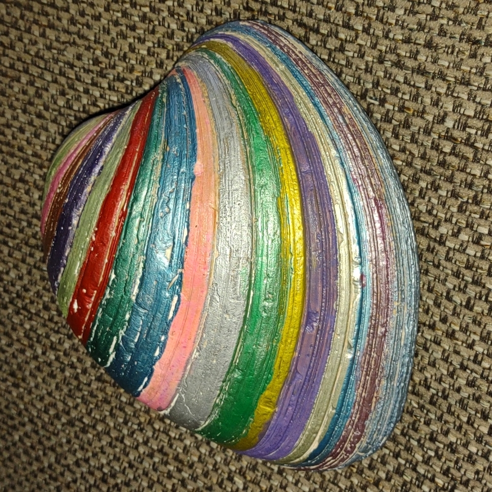 Handmade hand painted seashell ashtrays